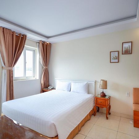 Erato Boutique Hotel Хошимин Экстерьер фото