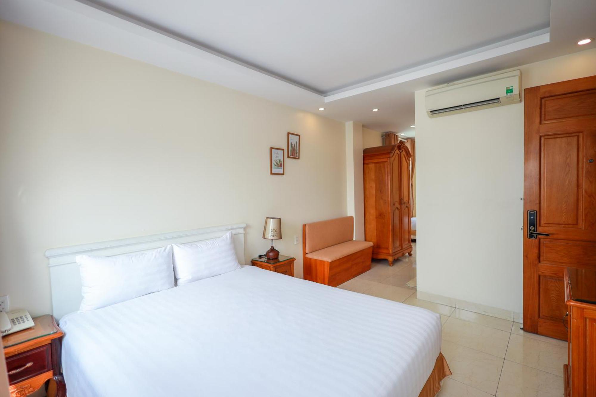 Erato Boutique Hotel Хошимин Экстерьер фото